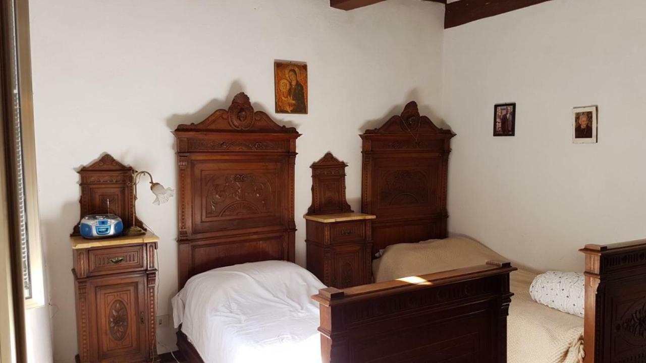 דירות מונטלצ'ינו Casa Caprioli מראה חיצוני תמונה